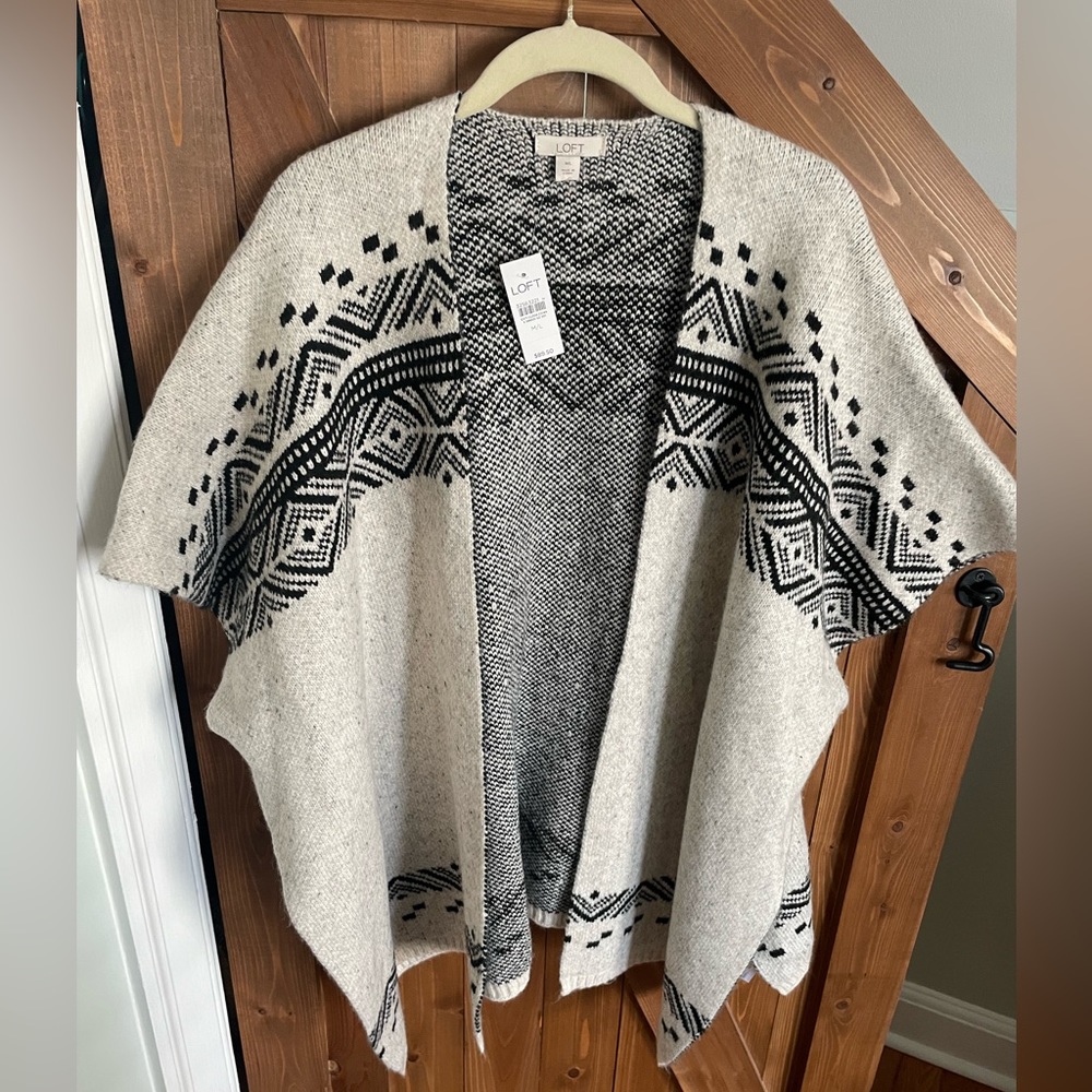 NWT- Loft Open Front Cardigan/poncho cream and black size M/L